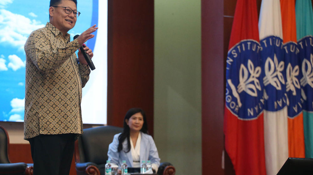 BCA Berbagi Ilmu IPB - Panji 1.jpg