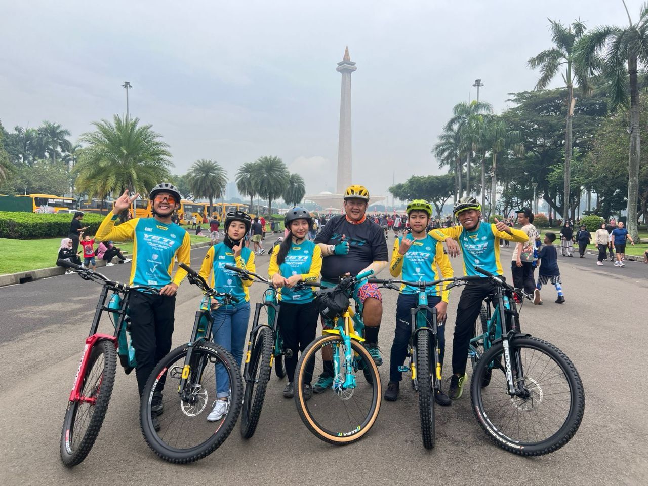 Sepeda di Gunung Makin Asyik, YTI Lindungi Anggotanya dengan Asuransi Zurich Indonesia