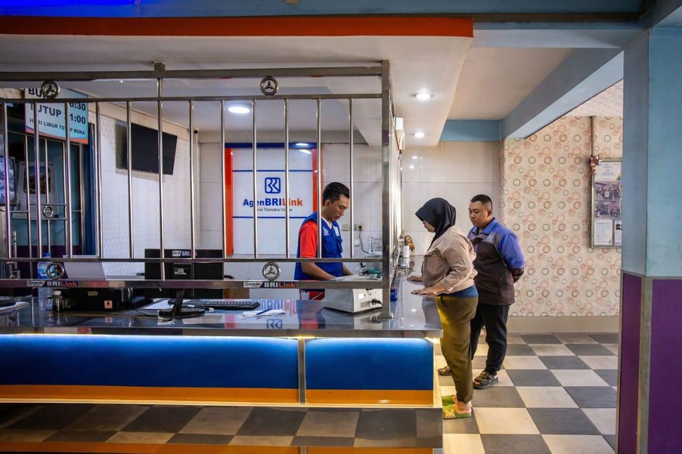 Keandalan Layanan BRI Terjaga Jelang Libur Panjang Lewat AgenBRILink, BRImo dan E-Channel