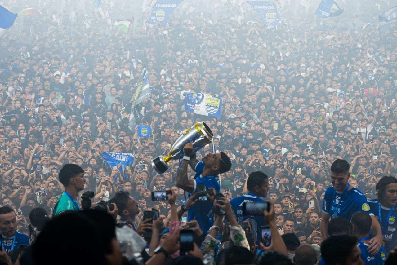 BRI Liga 1 2024/2025 Ditutup Sukses, BRI Buktikan Sepak Bola Sebagai Sarana Sinergi Pemberdayaan Olahraga dan UMKM