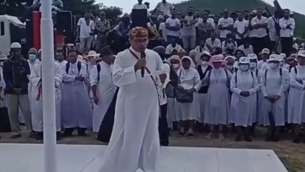 Peringati Hari Lingkungan Hidup Sedunia, FPLH Kevikepan Mbay Gelar 'Aksi Damai' di Halaman Kantor Bupati dan DPR Nagekeo