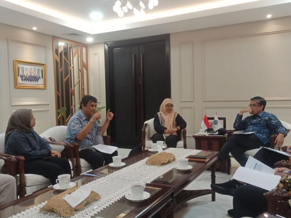 gelombang phk media.jpeg