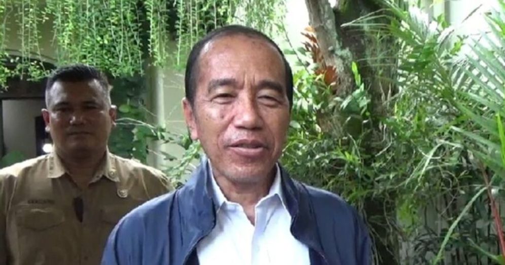 Jokowi-Beberkan-Bercak-Hitam-di-Wajah-dan-Lehernya.jpeg