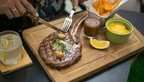 Warga Diaspora Flobamora di Jabodetabek Perlu Tahu Restoran Enak Ini