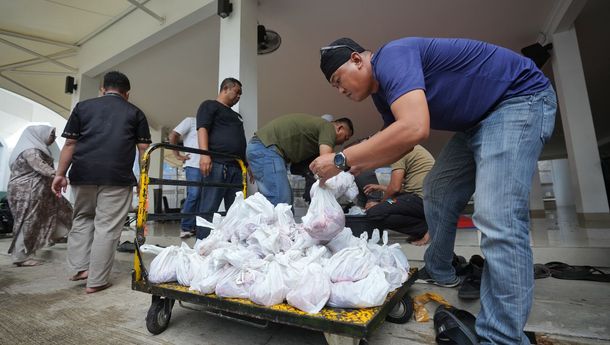 PGN Group Bagikan 955 Hewan Kurban di Idul Adha 1446 H