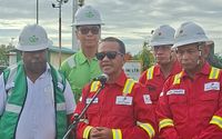 Menteri Energi dan Sumber Daya Mineral (ESDM) Bahlil Lahadalia melakukan kunjungan kerja di Arar Gas dan LPG Plant.