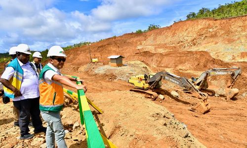 Menteri ESDM Bahlil Lahadalia memantau langsung PT GAG Nikel 