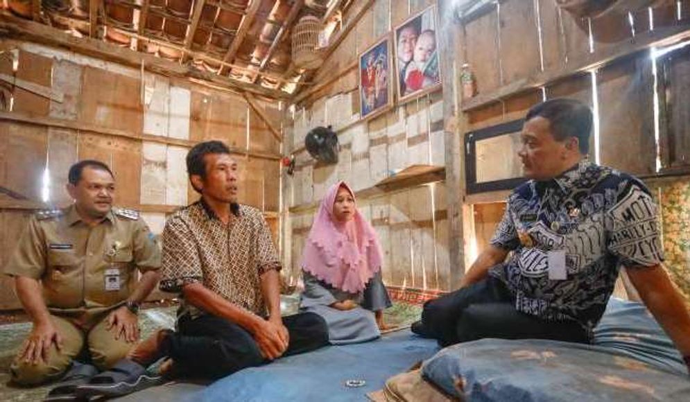 bantu rumah.jpg