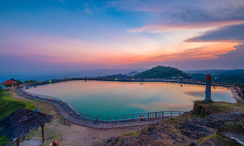 Embung Nglanggeran di Desa Wisata Nglanggeran.