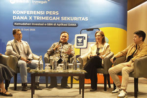 Peluncuran e-SBN Trimegah - Panji 5.jpg