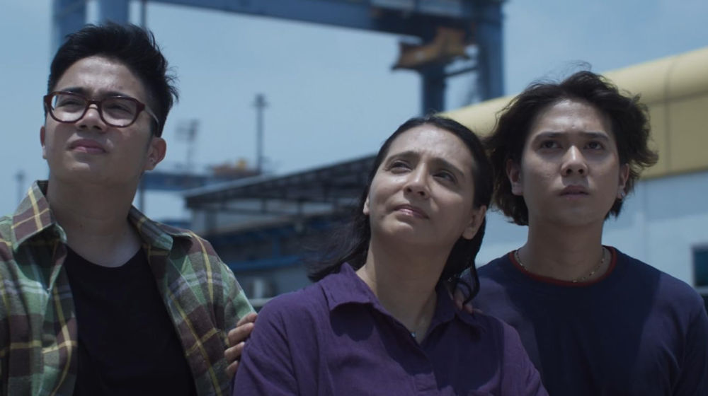 Film Perayaan Mati Rasa.