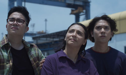 Film Perayaan Mati Rasa.