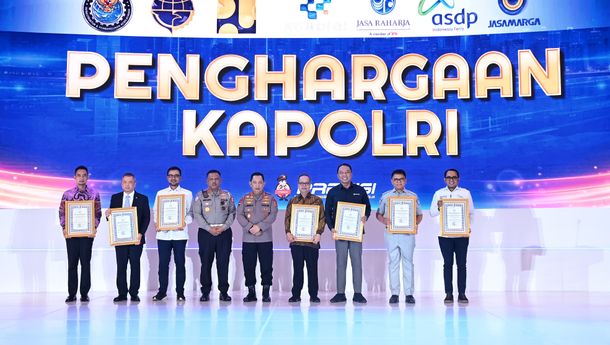 Jasa Raharja Terima Penghargaan dari Kapolri pada Acara Rakernis Fungsi Lalu Lintas 2025