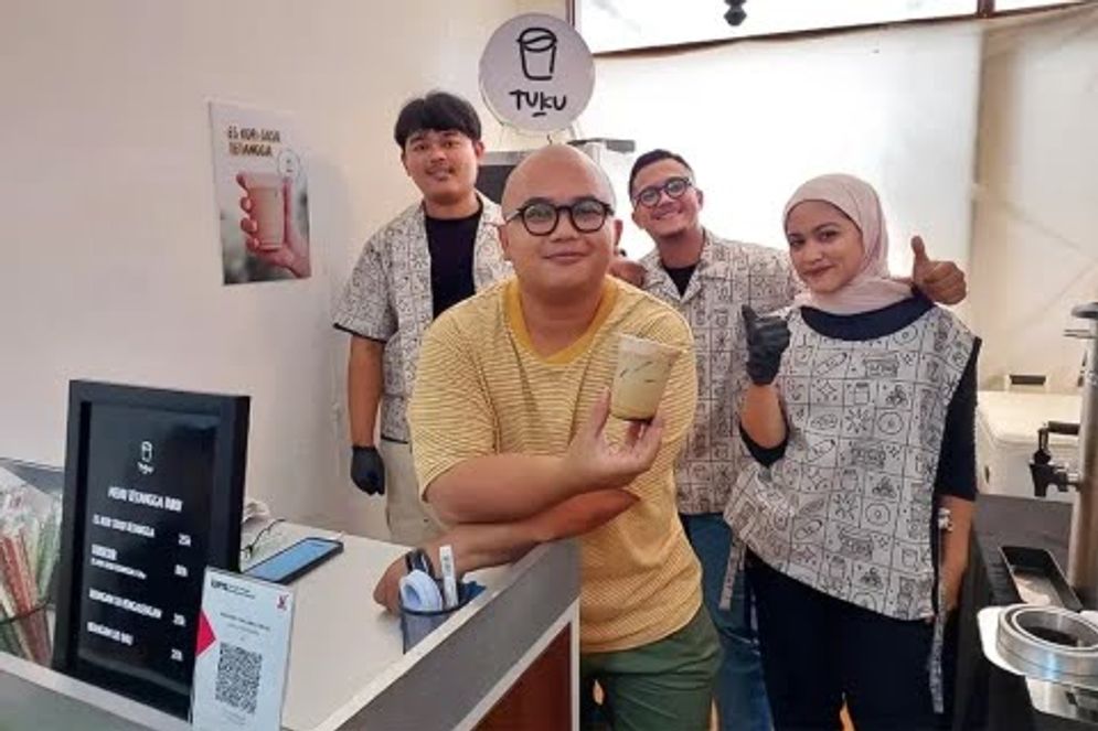 Outlet kopi Tuku
