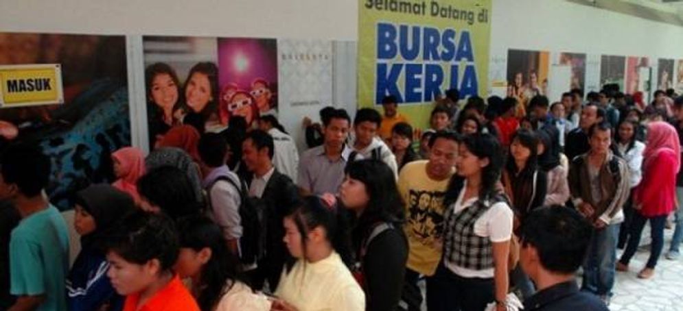 masalah-tenaga-kerja-dan-angkatan-kerja-di-indonesia-56.jpg
