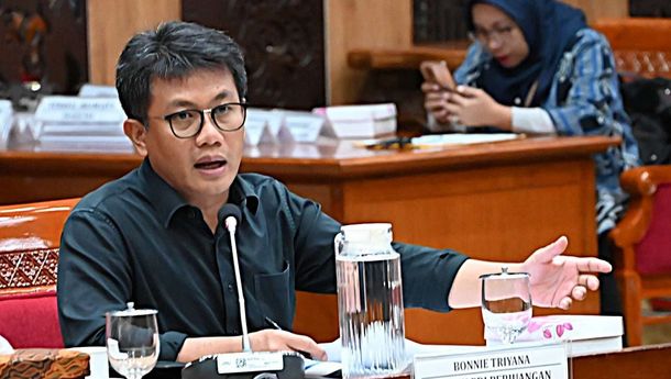 Anggota Komisi X DPR Desak Kemenbud Hentikan Penulisan Ulang Sejarah RI