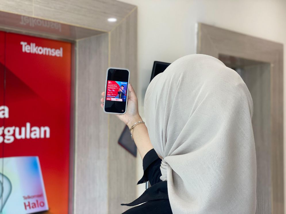 Ilustrasi paket Surprise Deal Telkomsel