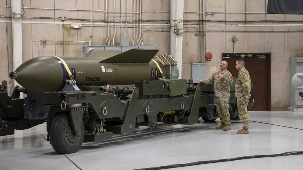 GBU-57A-B_MOP_Massive_Ordnance_Penetrator_precision-guided_bunker-buster_bomb_United_States_1920_001-d46fbeac.jpeg