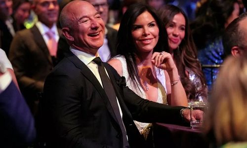 Jeff Bezos dan Lauren Sánchez.
