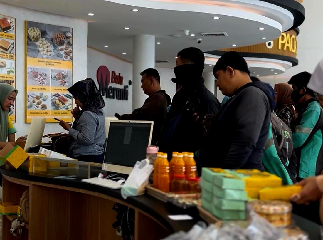 Bolu Meranti, oleh-oleh andalan khas Medan ini, sudah lebih dari enam tahun menjadi pelanggan PGN