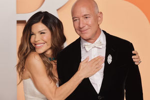 Jeff Bezos dan Lauren Sánchez.