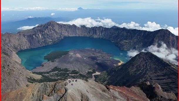 Kemenparekraf Tegaskan Pentingnya Kepatuhan SOP Usai Insiden di Gunung Rinjani