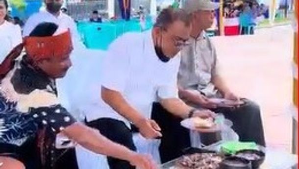 Bupati Ende Hadiri Puncak 'Festival Uwi Kaju' di Desa Roga, Dukung Pengembangan Potensi Lokal 