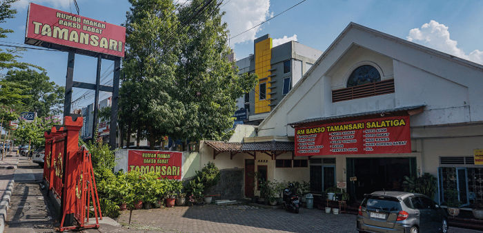 Tempat Makan Bakso Babat Taman Sari, Salatiga.