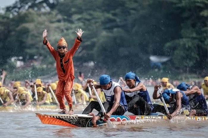 Pacu Jalur yang lagi viral.