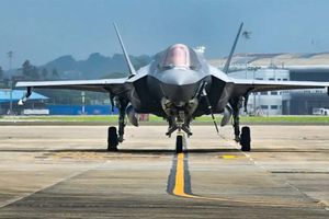 f-35b inggris.jpg