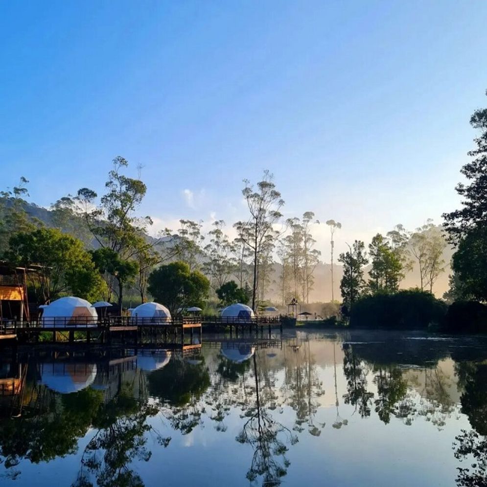 Igloo Glamping Ranca Upas.