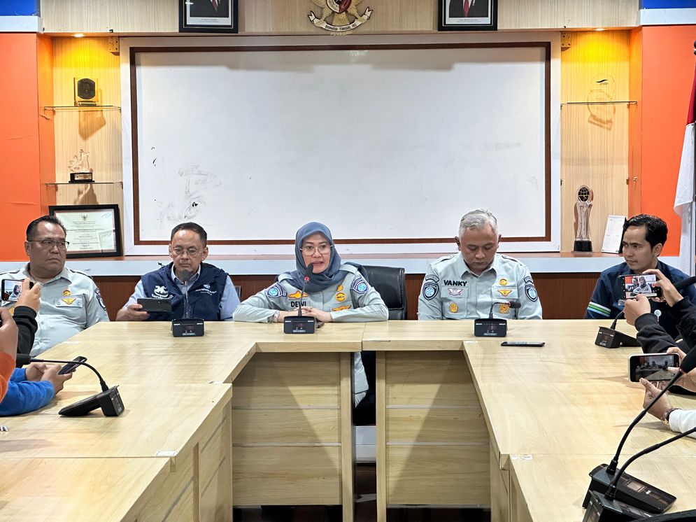 Jasa Raharja Perkuat Komitmen Pelayanan dan Koordinasi Tinjau Lokasi Evakuasi KM Tunu Pratama Jaya