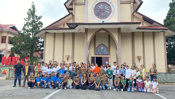 Anak-anak Sekami dan JPA se-TPAPT Bajawa Ziarah di Gua Maria Guadalupe Peringatin