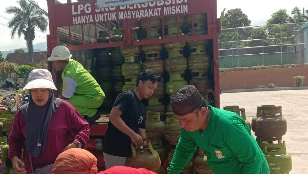 Pertamina dan Pemda Operasi Pasar LPG 3 Kg di Tanggamus