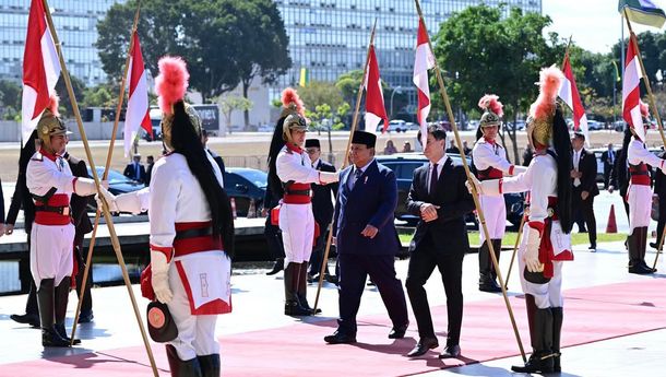 Presiden Prabowo Disambut Upacara Kenegaraan Megah di Brasil, Undang Presiden Lula Rayakan Ulang Tahun di Jakarta