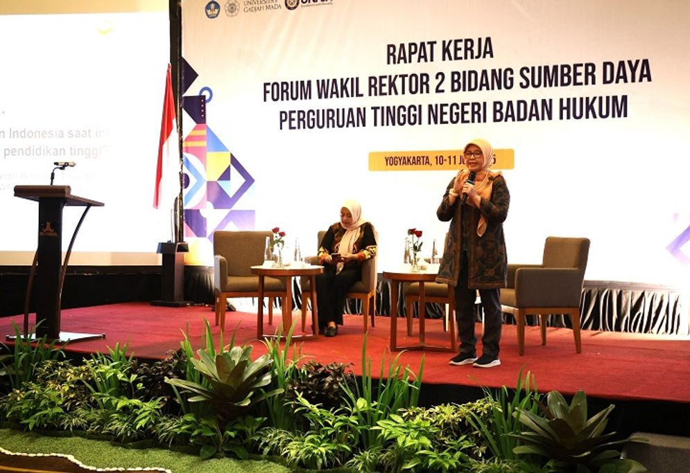 12072025-UGM Forum Rektor Sumber Daya.jpg