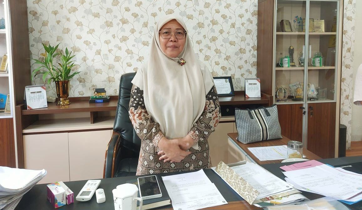  Direktur RSU Haji Medan Sri Suriani Purnamawati