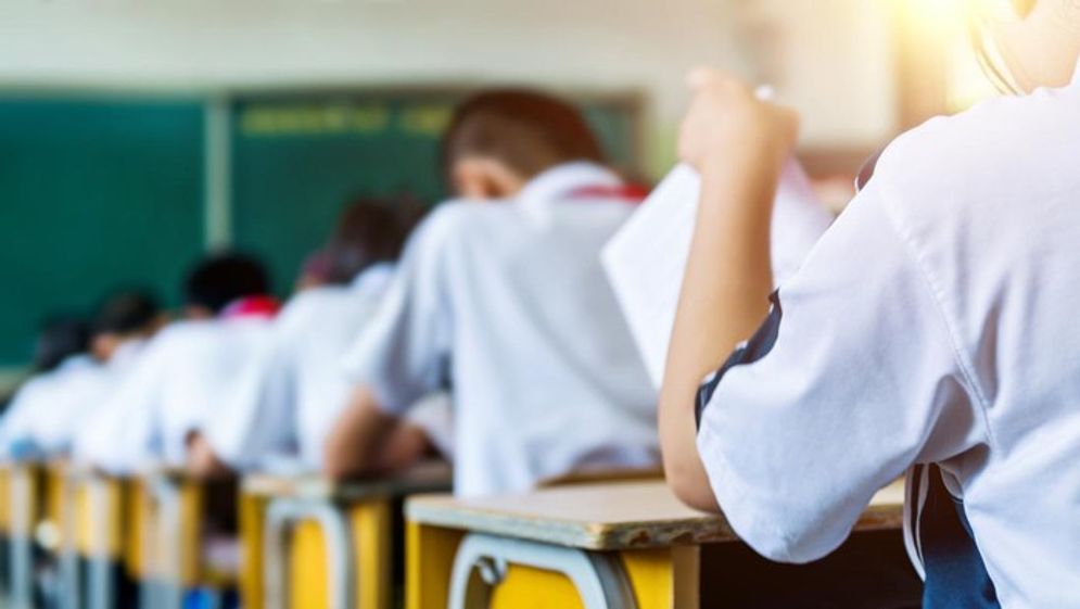 Sebanyak 275 siswa lulusan SMP dari keluarga miskin diterima di Sekolah Rakyat Menengah di Bantul dan Sleman. Sedangkan tiga lainnya menyatakan mengundurkan di