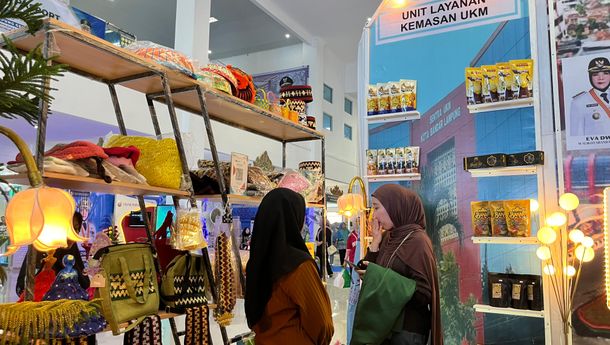 Hadirkan Cita Rasa Unik, UMKM Damake Snack Diminati Pengunjung Bandarlampung Expo 2025
