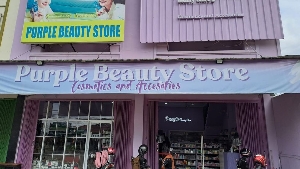 purple beauty store 1.jpg