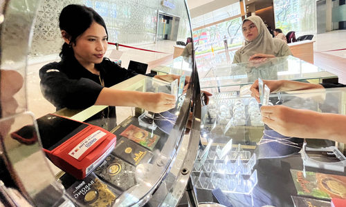 Perdaganagn Emas Logam Mulia - Panji 4.jpg