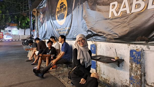 Beneran Hidden Gem! Bengkel Kopi Tempat Ngopi dalam Gang