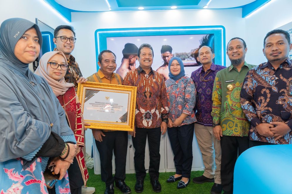 PLN NP Raih Penghargaan KKPRL Terpatuh dari KKP