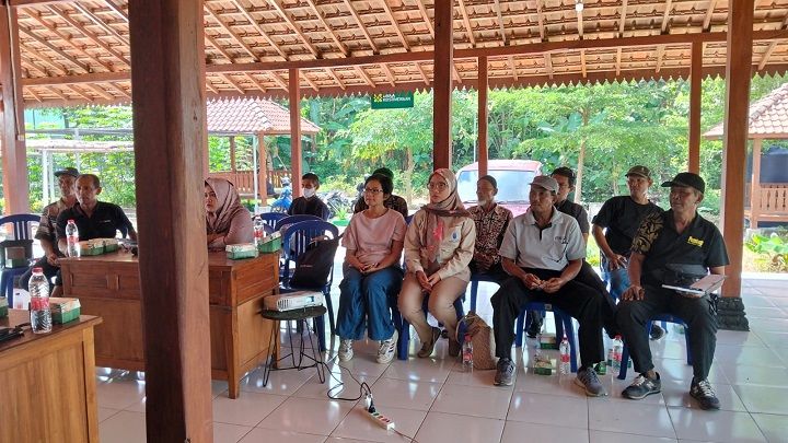 Belajar Kelola Sampah, UMBY dan Sido Resik Studi Banding ke TPS3R Go-Sari 