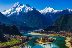 sungai Yarlung Zangbo.jpg