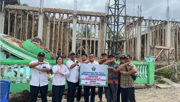 PTPN Group Salurkan Bantuan Rp4 Miliar untuk Pendidikan dan Rumah Ibadah