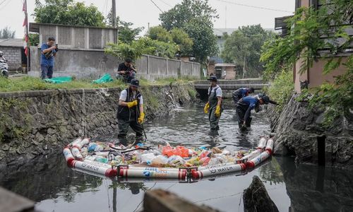 BRI Rayakan Hari Sungai Nasional dengan Aksi Bersih Sungai