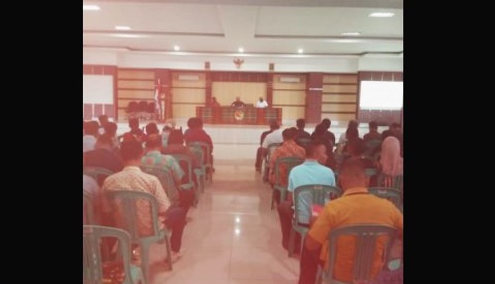 rapat.jpg