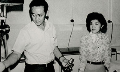 Darmo Hadipranoto bersama istrinya, pendiri Campina.