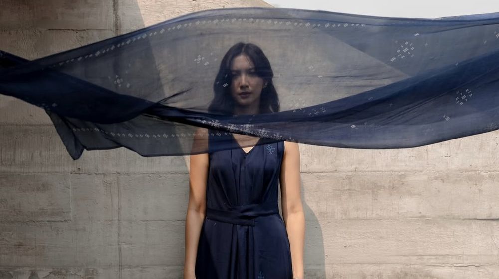 In SORE, @sheiladaisha travels through time.And so does our Angkasa Indigo Dress. Born from the .jpg